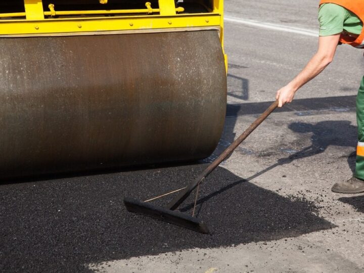 Modernizacja dróg w Tomaszowie Lubelskim zakończona – inwestycja na 2025 rok gotowa!