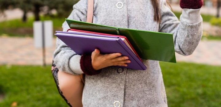 Miasteczko ruchu drogowego: Nowa inicjatywa edukacyjna w tomaszowskiej Policji